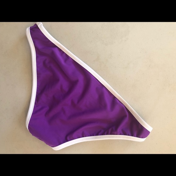 SWIM SALE! NEW Med Tropical Purple Reversible Bikini Bottom - Picture 6 of 6
